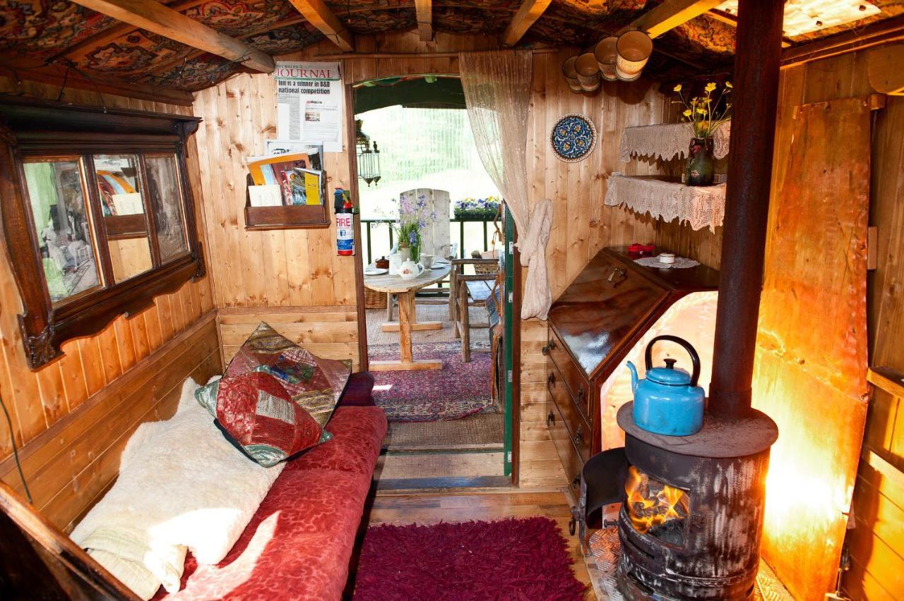 New Inn Brilley Whitney Extérieur photo
